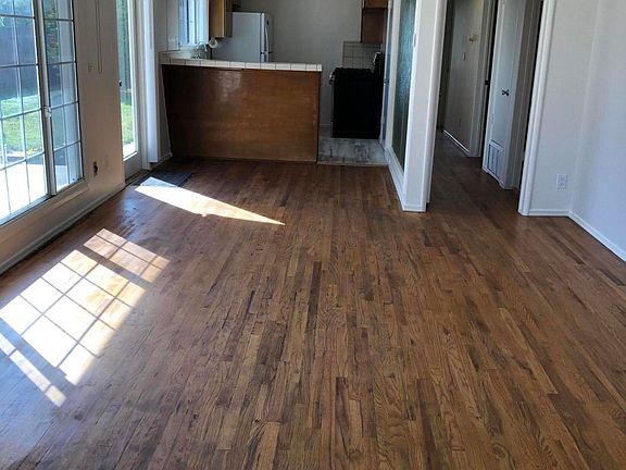 2nd image of 7041 Sunnybrae Ave