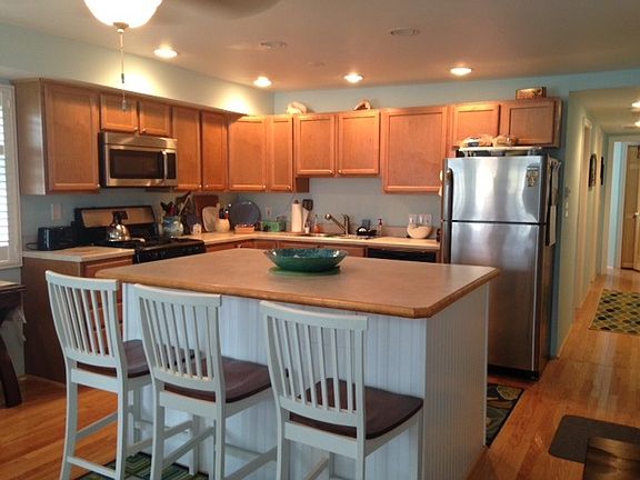 4th image of 124 45th St E Floor 1