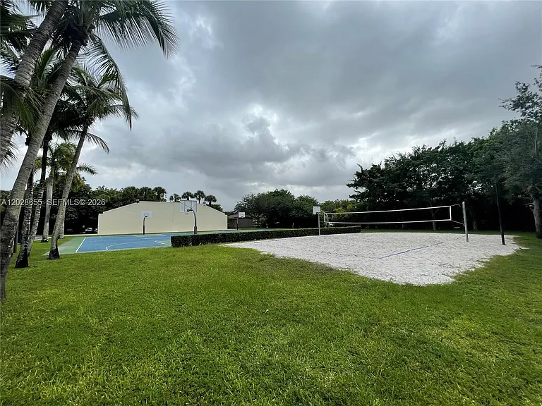 5733 NW 100th Ct — Photo 65