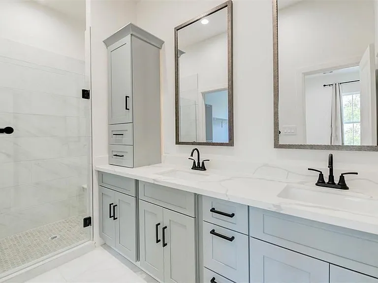 5310 Denmark St — Photo 12