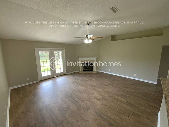 3rd image of 156 N Lake Cunningham Ave