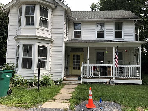 2nd image of 5 Doty Ave APT 2