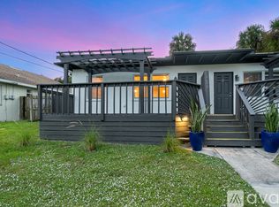 1676 Pineapple Ave, Melbourne, FL 32935