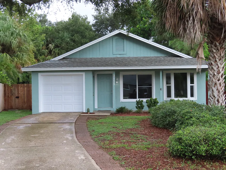 2655 Ullman Ct