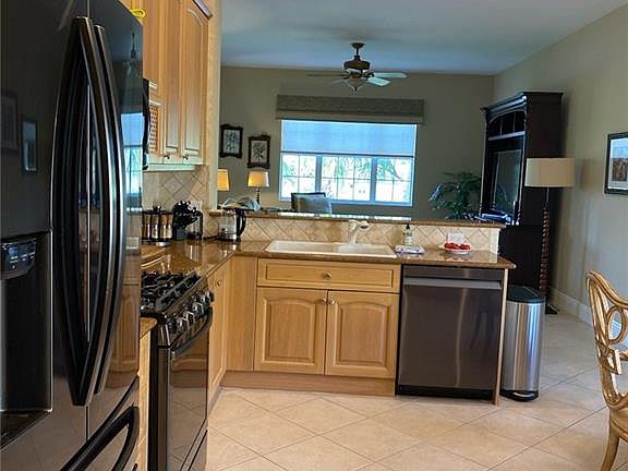 5th image of 3745 Montreux Ln APT 204