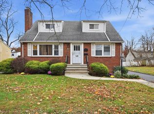 2060 Mountain Ave, Scotch Plains, NJ 07076