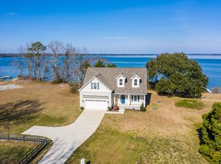 120 Gemstone Dr, Sneads Ferry, NC 28460