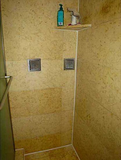 1st image of 600 NE 36th St APT 611