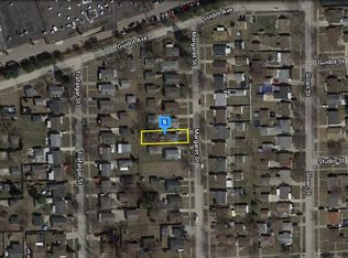 7538 Margaret St, Taylor, MI 48180