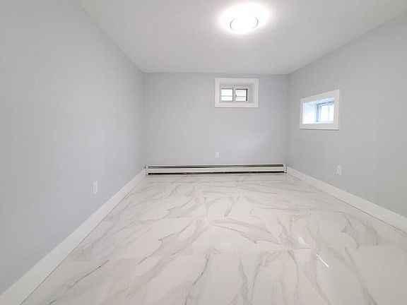 3rd image of 112 Clendenny Ave #2-A