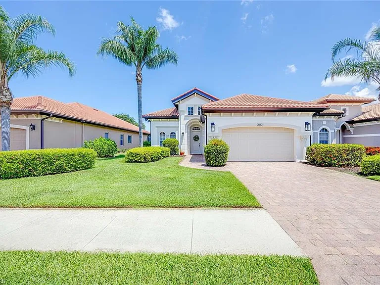 7863 Valencia Ct — Photo 1