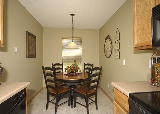 5th image of 8603 N Mersington Ln