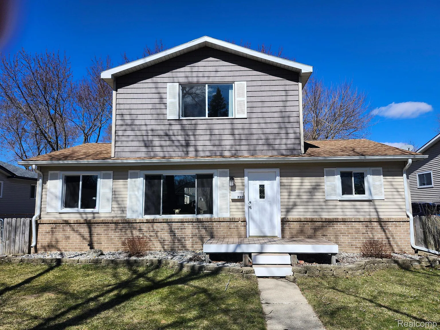 732 Hartner Dr photo 1