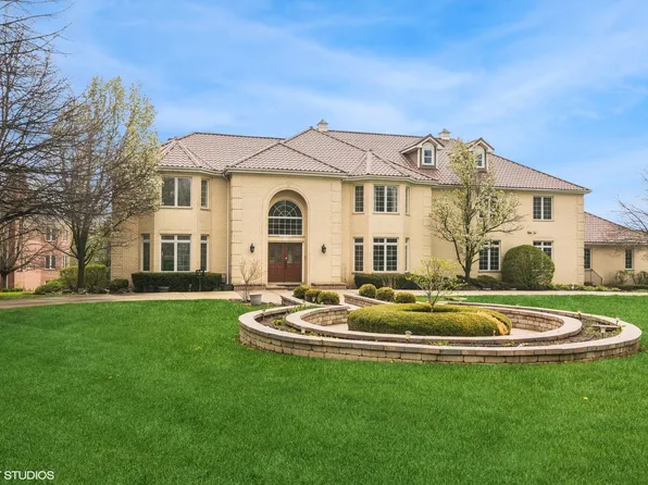 16 Forest Ln, South Barrington, IL 60010