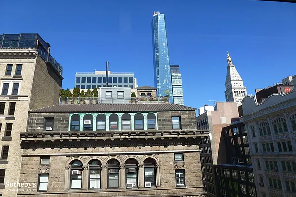 Rented by Sotheby's International Realty | media 21