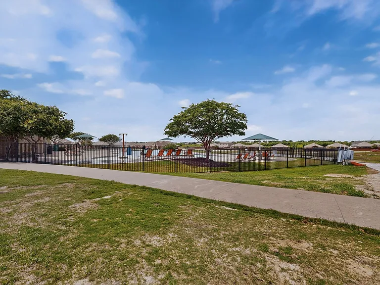 6086 Mojave Dr — Photo 30