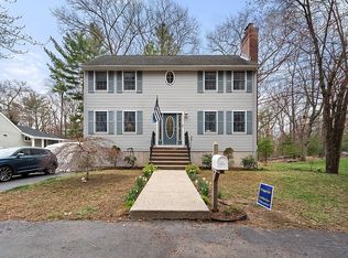 11 Nelson Ave, Reading, MA 01867