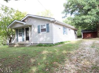 311 N Buchanan St, Heyworth, IL 61745