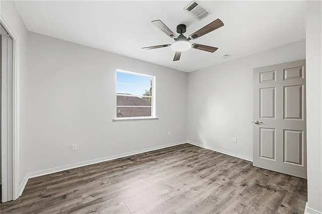 6180 Milne Blvd — Photo 15