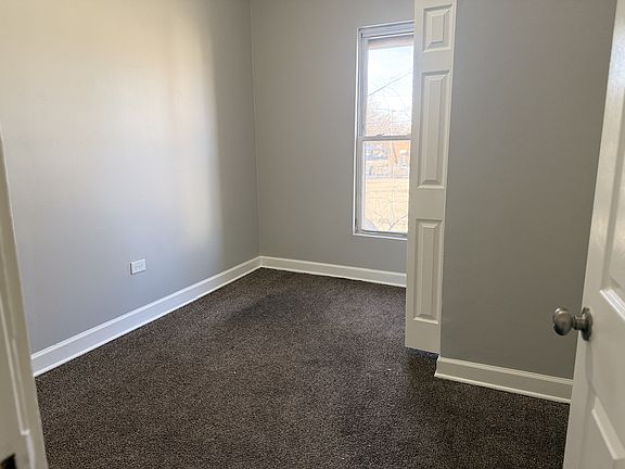 4th image of 7751 S Greenwood Ave #2