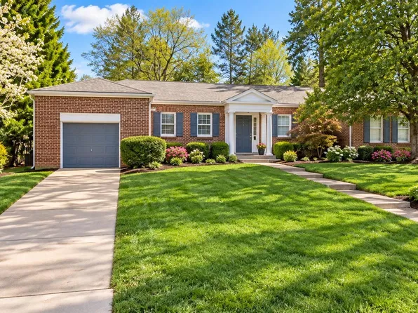 3808 Club Dr, Chevy Chase, MD 20815