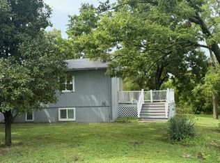 708 W 7th St, Waverly, KS 66871