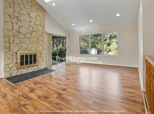 1755 SW Cloverleaf Rd, Lake Oswego, OR 97034