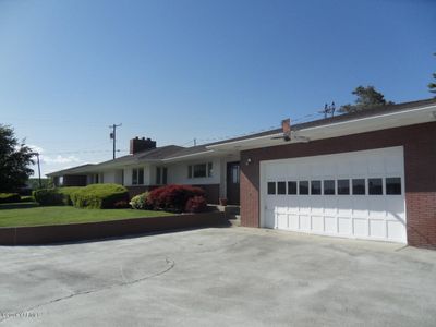 171 Watson Rd, Yakima, WA, 98908