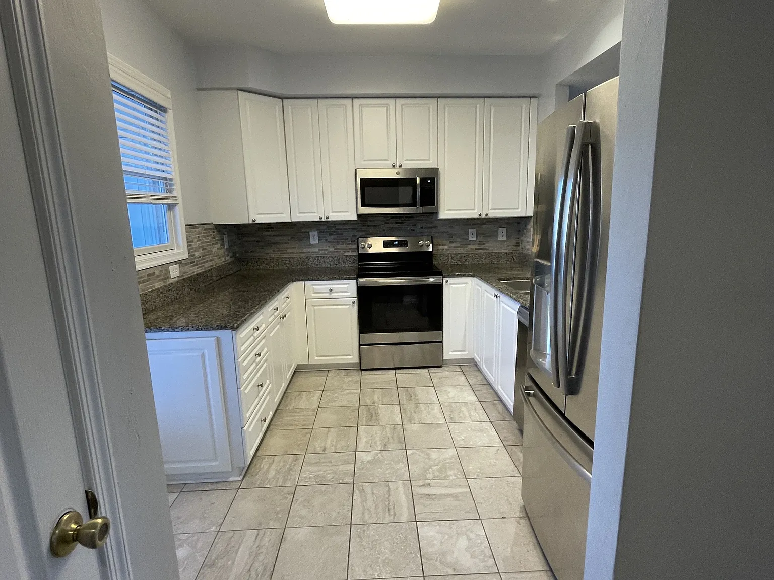 3234 Inlet Shore Ct - . — Photo 2