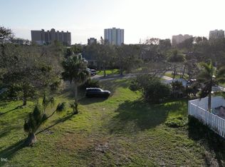 2410 Dodge Dr, Daytona Beach, FL 32118