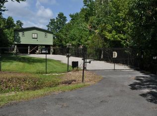 423 Marina Rd, Satsuma, FL 32189