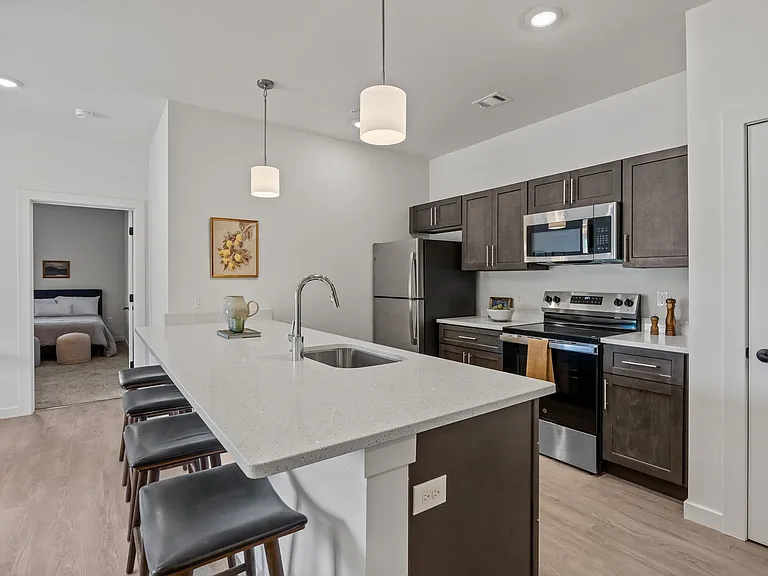 Midland Pointe at Lake Norman — Photo 3