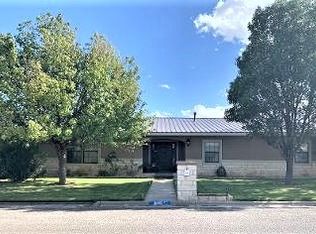 309 W Callaghan St, Fort Stockton, TX 79735