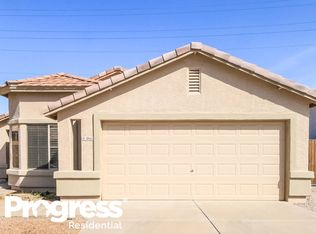 3865 S Joshua Tree Ln, Gilbert, AZ 85297