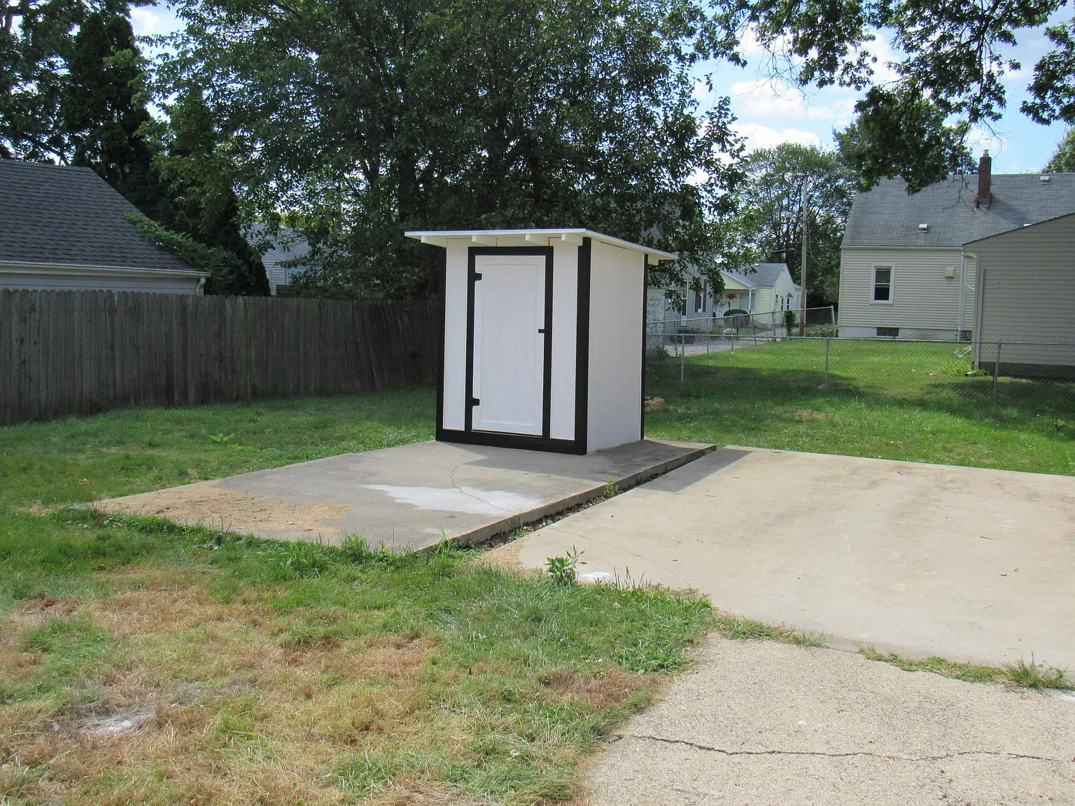 2 bed, 672 sqft, $875 — Photo 3