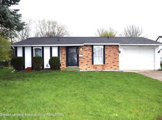 3906 Limerick Cir, Lansing, MI 48911