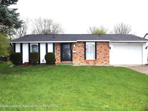3906 Limerick Cir, Lansing, MI 48911