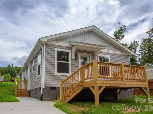 30 Babb St, Waynesville, NC 28786