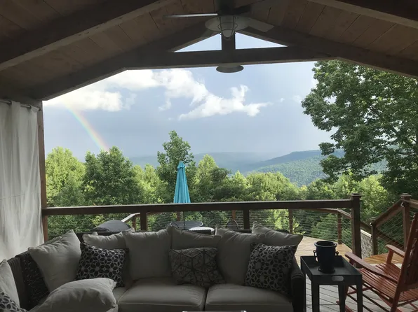 499 Wild Heart Ln, Sewanee, TN 37375