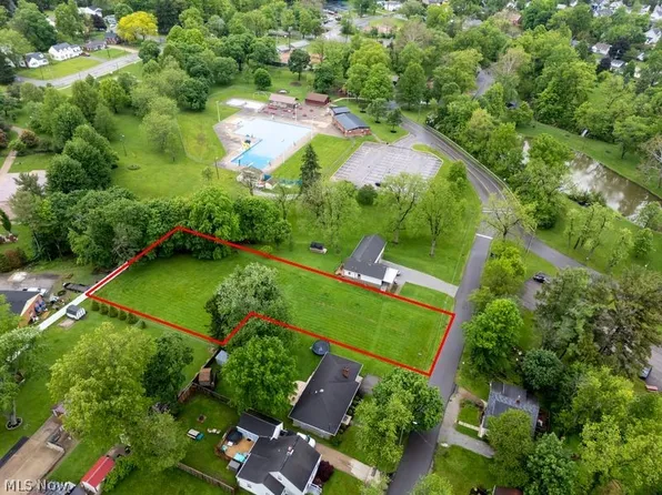 Brookside Dr, Ashland, OH 44805