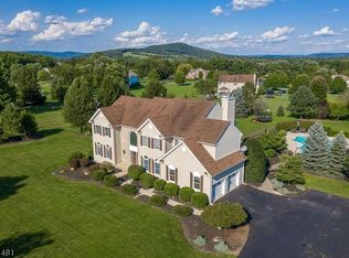 107 Beaufort Rd, Bloomsbury, NJ 08804