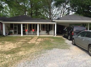 1306 S Fir Ave, Collins, MS 39428