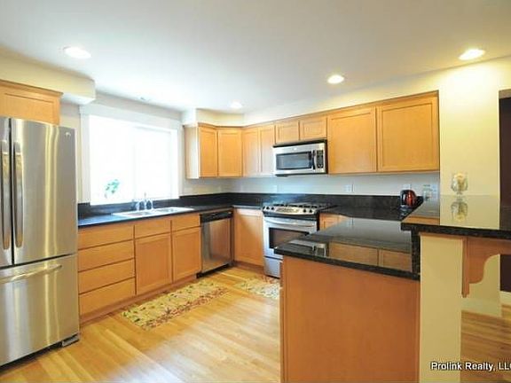 Main Fl - Kitchen