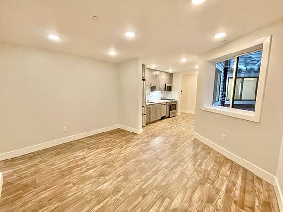 5th image of 307 Guerrero St #A