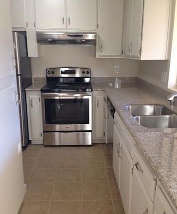 3rd image of 745 1st St W