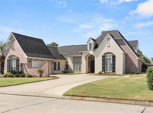 421 E Honors Point Ct, Slidell, LA 70458