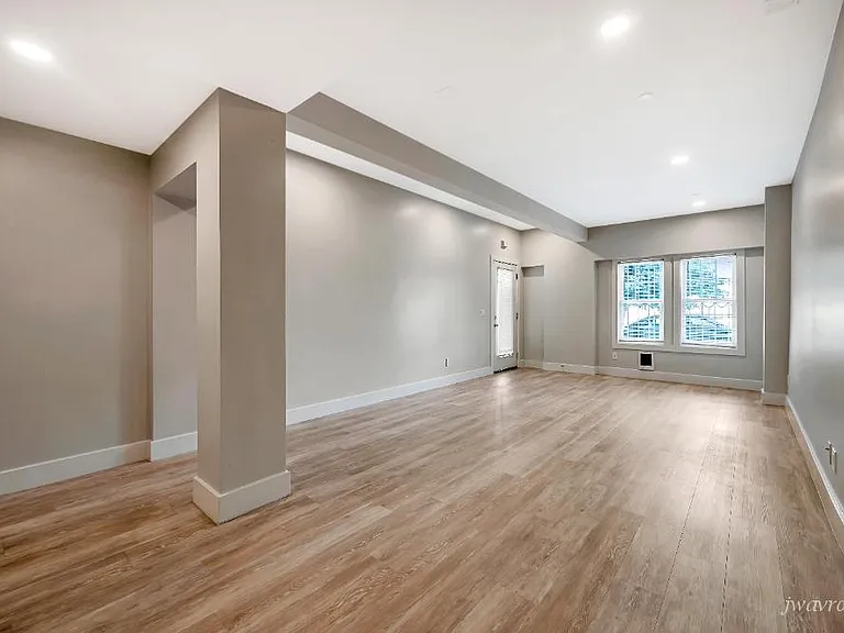 1801 Beach St #D — Photo 7
