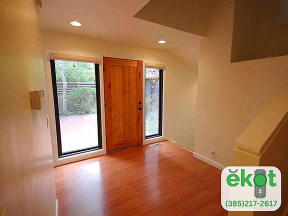 2nd image of 4754 S Ichabod St
