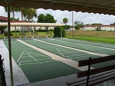 5th image of 15 Vista Palm Ln