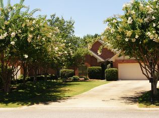 5208 Overlook Cir, Birmingham, AL 35244